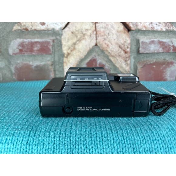 Kodak VR35 K4a Film Camera - Picture 8 of 8